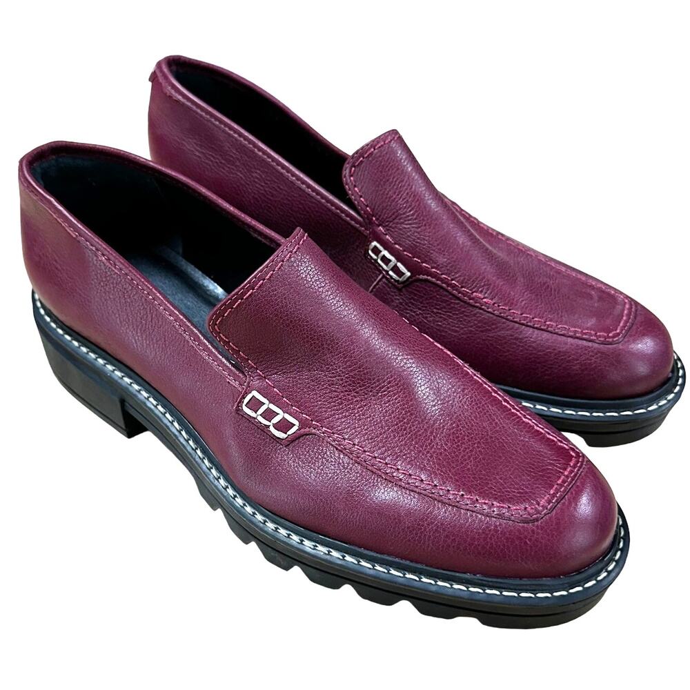 Bernardo NWOB Studio Lug Sole Loafer in Garnet Size 8.5M Pebbled Leather Slip On - Picture 1 of 9